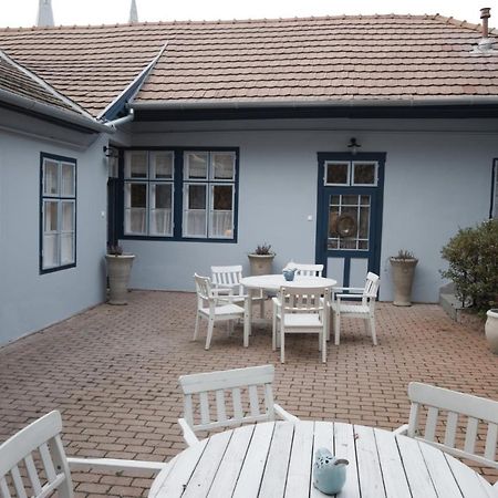 אסטרגום Ister Guesthouse מראה חיצוני תמונה
