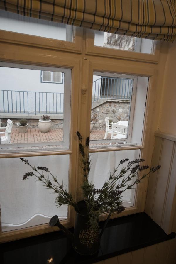 אסטרגום Ister Guesthouse מראה חיצוני תמונה