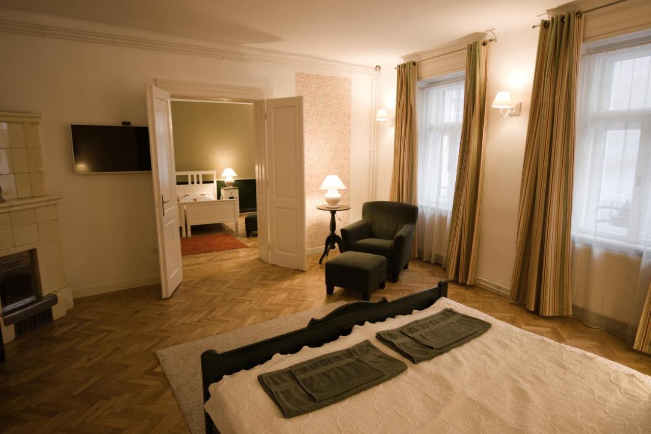 אסטרגום Ister Guesthouse מראה חיצוני תמונה