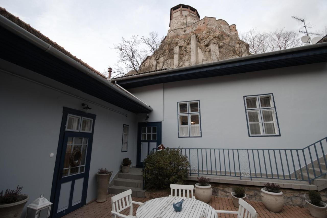 אסטרגום Ister Guesthouse מראה חיצוני תמונה