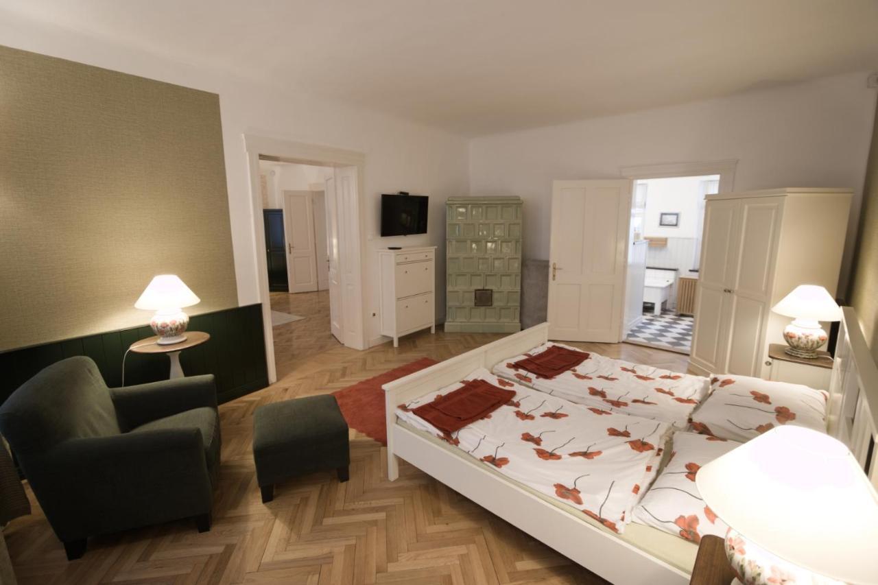 אסטרגום Ister Guesthouse מראה חיצוני תמונה