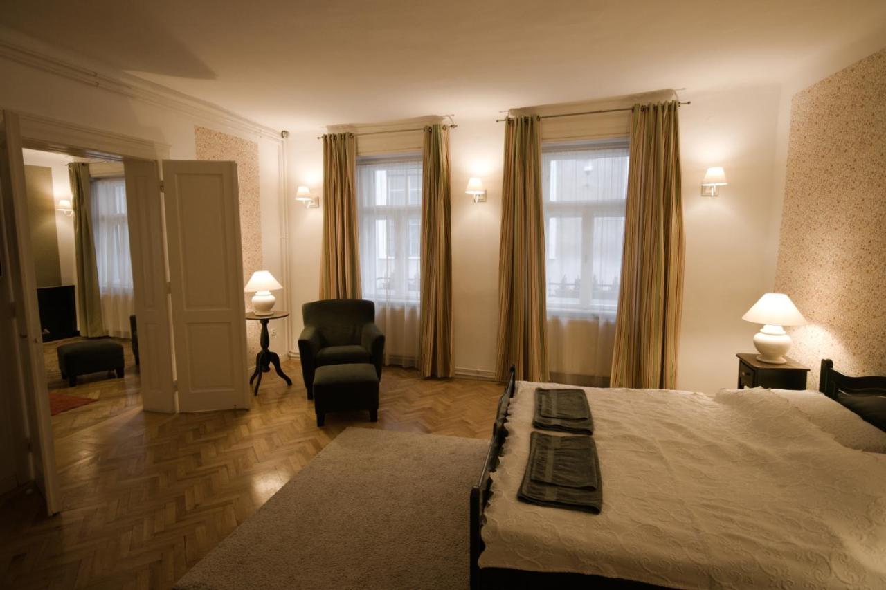 אסטרגום Ister Guesthouse מראה חיצוני תמונה